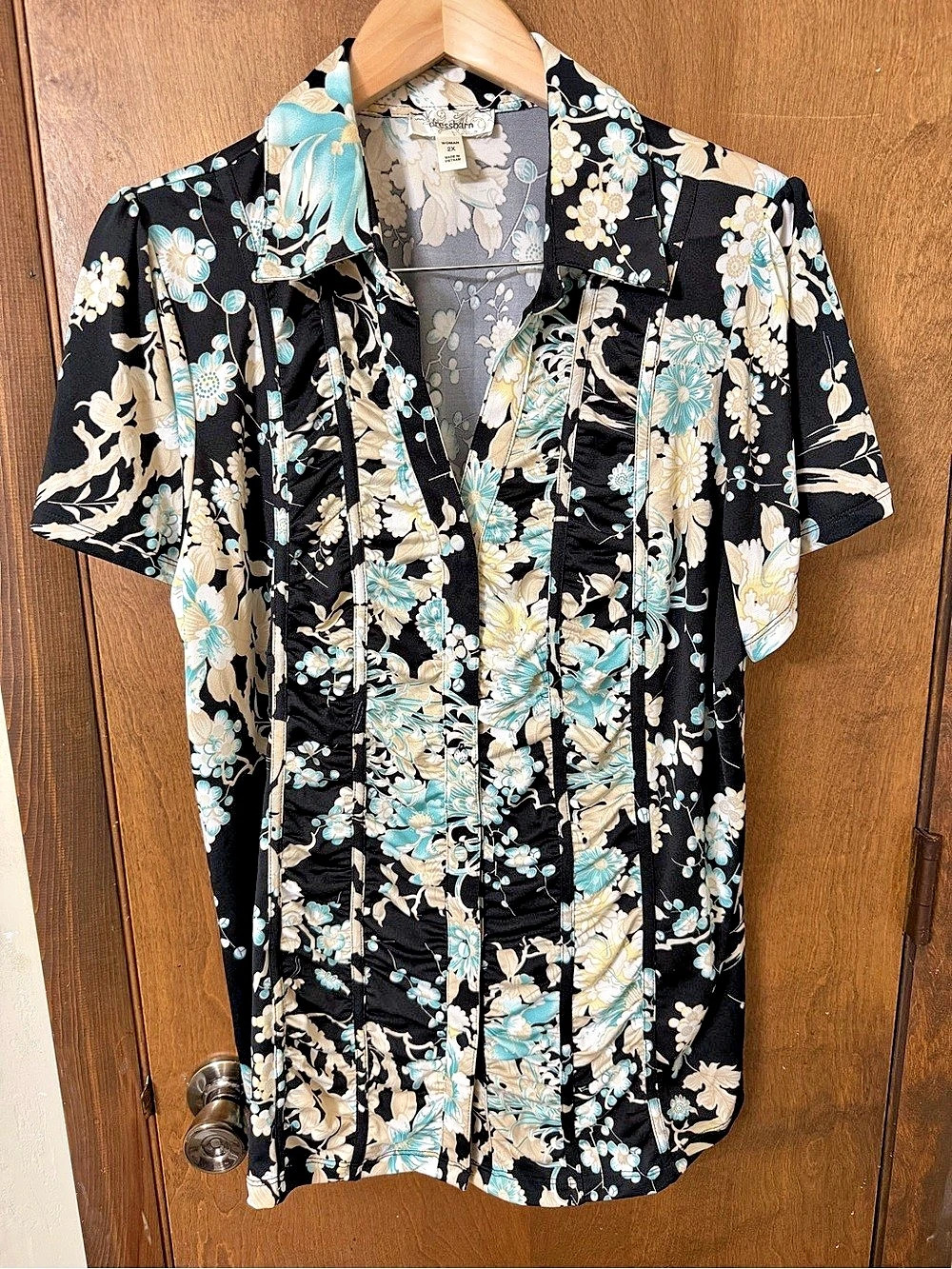 dressbarn Floral Button Front Top in Black & Blue Size 2X